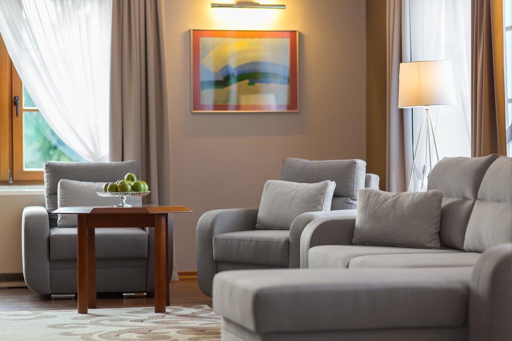 Hotel Debowa Gora Active & Spa Łąck Екстериор снимка