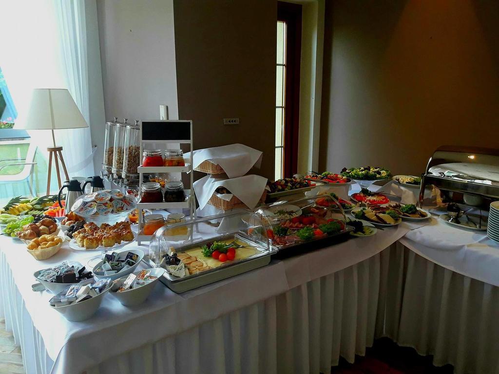 Hotel Debowa Gora Active & Spa Łąck Екстериор снимка